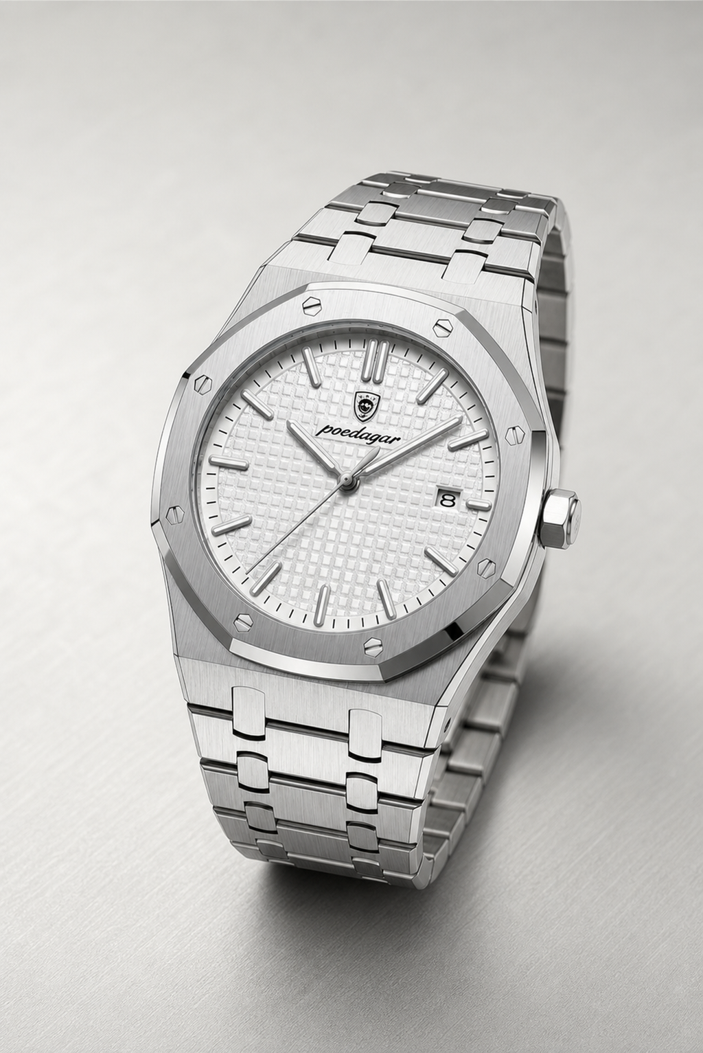 AI-GENERATED | source: Codex native GPT Image 2 img2img | purpose: elegant-uniform-background | product: Fenix | variant: Silver Steel | original_ref: fe.jpg / gid://shopify/MediaImage/44987029324065 | date: 2026-07-02 | target: PDP gallery