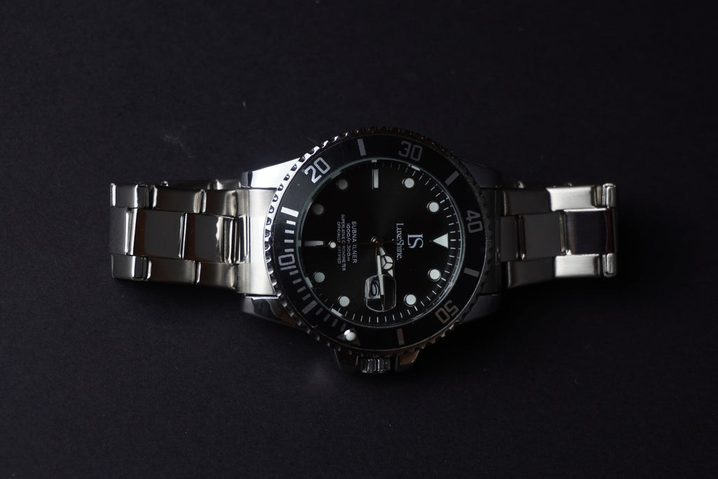 ORIGINAL-CLIENT | source: Google Drive | purpose: gallery-original | product: Ascari | variant: Midnight Black | original_ref: DSC00260.JPG | date: 2026-07-06 | target: product-media